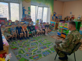 Есть такая профессия - Родину защищать! Есть такая профессия - Родину защищать!.
